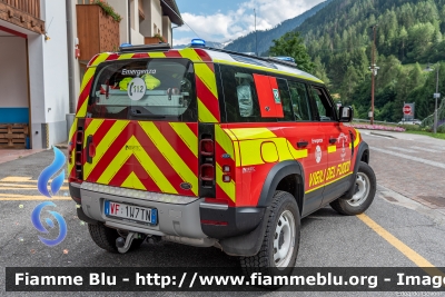 Land-Rover Defender 110 II serie
Vigili del Fuoco
Unione Distrettuale della Val Di Sole
Corpo Volontario di Pejo (TN)
VF 1W7 TN
Parole chiave: Land-Rover Defender_110_IIserie VF1W7TN