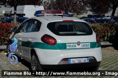 Fiat Nuova Bravo
Polizia Locale Arona (NO)
POLIZIA LOCALE YA 124 AM
Parole chiave: Fiat Nuova_Bravo POLIZIALOCALEYA124AM