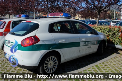 Fiat Nuova Bravo
Polizia Locale Arona (NO)
POLIZIA LOCALE YA 124 AM
Parole chiave: Fiat Nuova_Bravo POLIZIALOCALEYA124AM