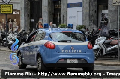 Fiat Nuova Bravo
Polizia di Stato
POLIZIA H2421
Parole chiave: Fiat Nuova_Bravo POLIZIAH2421