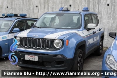 Jeep Renegade
Polizia di Stato 
Reparto Prevenzione Crimine
Allestito NCT
Decorazione Grafica Artlantis
POLIZIA M2250
Parole chiave: Jeep Renegade POLIZIAM2250