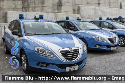 Lancia Nuova Delta
Polizia di Stato
Reparto Prevenzione Crimine
Allestita NCT 
Decorazione Grafica Artlantis
POLIZIA H9101
POLIZIA H9102
Parole chiave: Lancia Nuova_Delta POLIZIAH9101 POLIZIAH9102