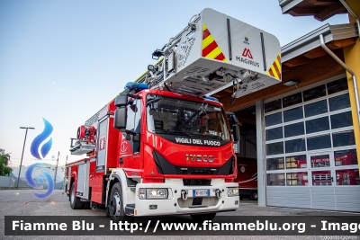 Iveco EuroCargo 160E32 IV serie
Vigili del Fuoco
Unione Distrettuale della Val Di Sole
Veicolo ospitato dal corpo di Malè (TN)
VF 8X1 TN
Parole chiave: Iveco EuroCargo_160E32_IVserie VF8X1TN