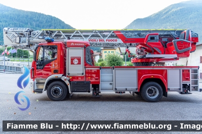 Iveco EuroCargo 160E32 IV serie
Vigili del Fuoco
Unione Distrettuale della Val Di Sole
Veicolo ospitato dal corpo di Malè (TN)
VF 8X1 TN
Parole chiave: Iveco EuroCargo_160E32_IVserie VF8X1TN