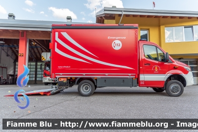 Mercedes-Benz Sprinter 4x4 IV serie
Vigili del Fuoco
Unione Distrettuale della Val Di Sole
Corpo Volontario di Malè (TN)
Allestimento Kofler Fahrzeugbau
VF 2W0 TN
Parole chiave: Mercedes-Benz_Sprinter_4x4_IVserie VF2W0TN