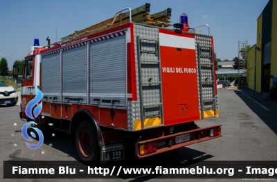 Iveco 60-10
Vigili del Fuoco
Comando Provinciale di Milano
Distaccamento Volontario di Lazzate
Polisoccorso allestimento Baribbi
Carro maltempo
VF 14033
Parole chiave: Iveco 60-10 VF14033