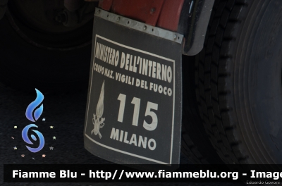 Iveco 60-10
Vigili del Fuoco
Comando Provinciale di Milano
Distaccamento Volontario di Lazzate
Polisoccorso allestimento Baribbi
Carro maltempo
VF 14033
Parole chiave: Iveco 60-10 VF14033