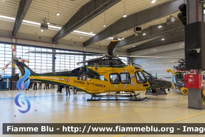 Leonardo AW169M
Guardia di Finanza
Reparto Operativo AereoNavale
Centro Aviazione di Pratica di Mare (RM)
Volpe 507
Parole chiave: Leonardo AW169M