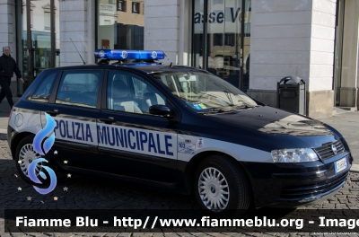 Fiat Stilo II serie
Polizia Locale Padova
Parole chiave: Fiat Stilo_IIserie