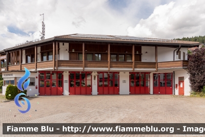 Corpo Volontario di Perca (BZ)
Vigili del Fuoco
Unione Distrettuale Bassa Val Pusteria
Freiwillige Feuerwehr Percha
