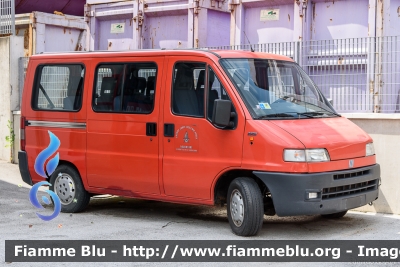 Fiat Ducato II serie
Vigili del Fuoco
Unione Distrettuale delle Giudicarie
Veicolo ospitato dal Corpo Volontario di Tione (TN)
VF E49 TN
*Dismesso*
Parole chiave: Fiat Ducato_IIserie VFE49TN