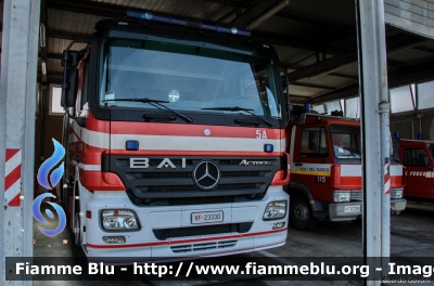 Mercedes-Benz Actros 1841 II serie
Vigili del Fuoco
Comando Provinciale di Roma
Distaccamento Permanente di Montelibretti
AutoPompaSerbatoio allestimento Bai
VF 23330
Parole chiave: Mercedes-Benz Actros_1841_IIserie VF23330