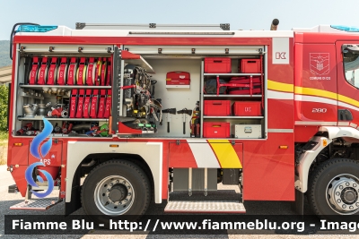 Volvo FL 280 IV serie
Vigili del Fuoco
Unione distrettuale di Cles
Corpo Volontario di Cis (TN)
Allestito Kofler
VF 7L6 TN
Parole chiave: Volvo FL_280_IVserie VF7L6TN