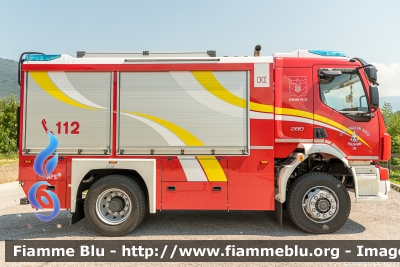 Volvo FL 280 IV serie
Vigili del Fuoco
Unione distrettuale di Cles
Corpo Volontario di Cis (TN)
Allestito Kofler
VF 7L6 TN
Parole chiave: Volvo FL_280_IVserie VF7L6TN