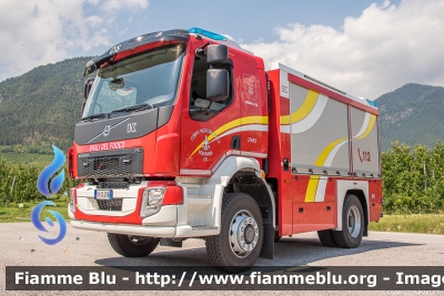 Volvo FL 280 IV serie
Vigili del Fuoco
Unione distrettuale di Cles
Corpo Volontario di Cis (TN)
Allestito Kofler
VF 7L6 TN
Parole chiave: Volvo FL_280_IVserie VF7L6TN