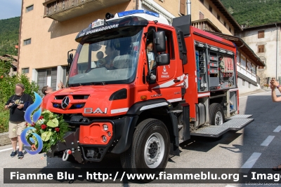 Mercedes-Benz U427
Vigili del Fuoco
Unione distrettuale di Mezzolombardo
Corpo Volontario di Spormaggiore (TN)
Allestimento BAI
VF 7D5 TN
Parole chiave: Mercedes-Benz U427 VF7D5TN