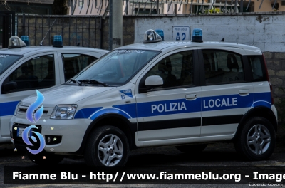 Fiat Nuova Panda Climbing 4x4 I serie
Polizia Locale Ciampino (RM)
Parole chiave: Fiat Nuova_Panda_Climbing_4x4_Iserie