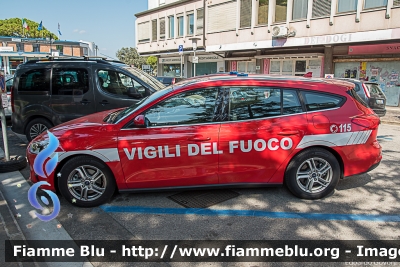 Ford Focus Stylewagon IV serie
Vigili del Fuoco
Comando Provinciale di Venezia
Allestimento Ciabilli
VF 29583
Parole chiave: Ford Focus_Stylewagon_IVserie VF29583