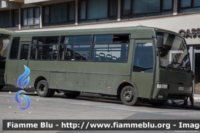 Iveco Cacciamali 100E18
Marina Militare
MM AT 831
Parole chiave: Iveco Cacciamali 100E18 MMAT831 Festa_della_Repubblica_2019