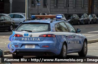 Alfa Romeo 159 Sportwagon Q4
Polizia di Stato
Polizia Stradale
POLIZIA F9301
Parole chiave: Alfa-Romeo 159_Sportwagon_Q4 POLIZIAF9301