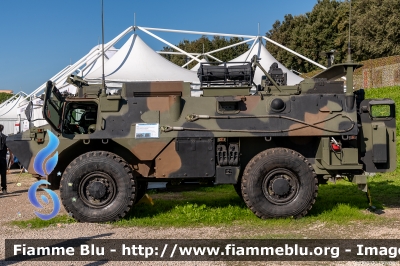 Renault Saviem VAB
COMFOTER-Comando delle Forze Operative Terrestri di Supporto
Comando Artiglieria
7° Reggimento Difesa NBC "Cremona"
EI 119990
Parole chiave: Renault Saviem VAB EI119990