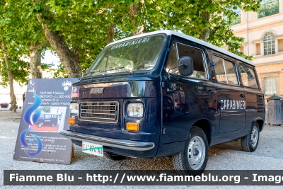 Fiat 900T Pulmino
Carabinieri
Autoveicolo Storico restaurato e di proveniente dalla Collezione "Lampeggiatori Blu Storici"
EI 874 AU
Parole chiave: Fiat 900T_Pulmino EI874AU