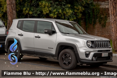 Jeep Renegade Restyle
Esercito Italiano
EI EA 645
Parole chiave: Jeep Renegade_Restyle EIEA645