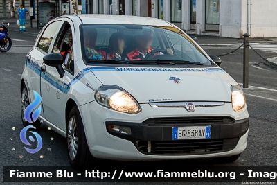 Fiat Punto Evo
Misericordia di Firenze
Servizi Sociali
Codice Automezzo: 108
Parole chiave: Fiat Punto_Evo