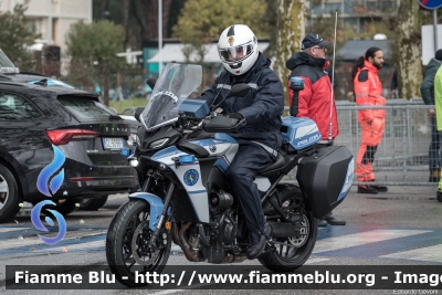 Yamaha Tracer 9
Polizia di Stato
Polizia Stradale
POLIZIA G3492
Parole chiave: Yamaha Tracer_9 POLIZIAG3492