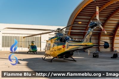 Leonardo AW169M
Guardia di Finanza
Reparto Operativo AereoNavale
Sezione Aerea di Pisa
Volpe 509
Parole chiave: Leonardo AW169M