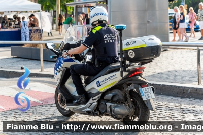 Yamaha X-Max 125
España - Spagna
Guardia Urbana
Ajuntament de Barcelona
GU295
Parole chiave: Yamaha X-Max_125