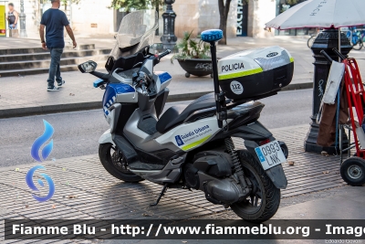 Yamaha X-Max 125
España - Spagna
Guardia Urbana
Ajuntament de Barcelona
GU378
Parole chiave: Yamaha X-Max_125