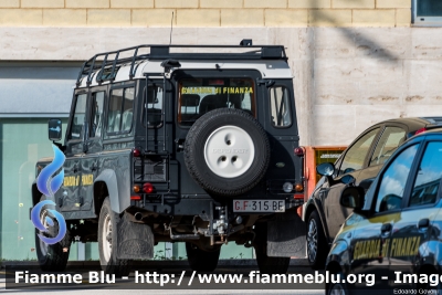 Land-Rover Defender 110 I serie
Guardia di Finanza
Soccorso Alpino
GdiF 315 BE
Parole chiave: Land-Rover Defender_110_Iserie GdiF315BE