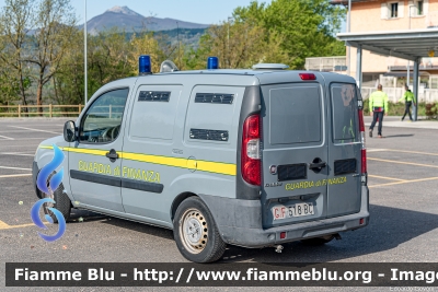 Fiat Doblò II serie
Guardia Di Finanza
Servizio Cinofili
GdiF 518 BC
Parole chiave: Fiat Doblò_IIserie