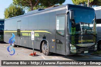 Iveco Crossway
Guardia di Finanza
GdiF 617 BM
Parole chiave: Iveco Crossway GdiF617BM