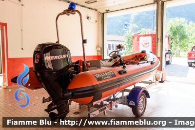 Gommone
Vigili del Fuoco
Distretto delle Giudicarie
Corpo Volontario di Bondone Baitoni (TN)
Parole chiave: Gommone