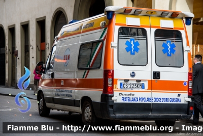 Fiat Ducato III serie
Pubblica Assistenza Fratellanza Popolare e Croce d'Oro Grassina (FI)
Allestita Orion
Codice automezzo: 7
Parole chiave: Fiat Ducato_IIIserie Ambulanza