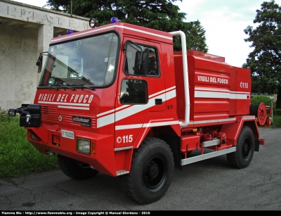 Sirmac 524D 4x4 Firebreak
Vigili del Fuoco
Comando Provinciale di Roma
Allestimento Rampini
VF 16250
Parole chiave: Sirmac 524D_4x4_Firebreak VF16250 VF16250