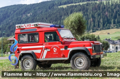 Land-Rover Defender 90
Vigili del Fuoco
Unione Distrettuale Alta Pusteria
Corpo Volontario di Dobbiaco (BZ)
Bezirksverband Oberpustertal
Freiwillige Fuerwehr Toblach
Allestito Brandschutz
VF 22K BZ
Parole chiave: Land-Rover Defender_90 VF22KBZ