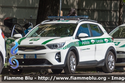 Kia Stonic
Polizia Locale
Comune di Milano
Numero Automezzo: 1604
POLIZIA LOCALE YA 466 AL
Parole chiave: Kia Stonic POLIZIALOCALEYA466AL