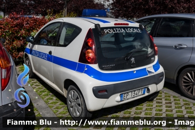 Peugeot 107
Polizia Locale Sarzana (SP)
Parole chiave: Peugeot 107