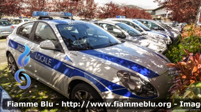 Alfa-Romeo Nuova Giulietta
Polizia Locale Albenga (SV)
POLIZIA LOCALE YA225AN
Parole chiave: Alfa-Romeo Nuova_Giulietta POLIZIALOCALEYA225AN