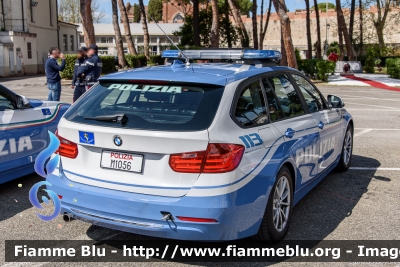 Bmw 320 Touring F31 restyle
Polizia di Stato
Polizia Stradale
Allestimento Marazzi 
Decorazione Grafica Artlantis
POLIZIA M1056
Parole chiave: Bmw 320_Touring_F31_restyle POLIZIAM1056 Festa_della_Polizia_2019