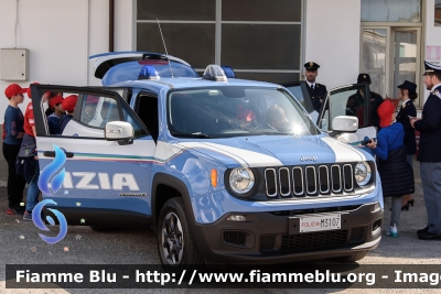 Jeep Renegade
Polizia di Stato
Allestito Nuova Carrozzeria Torinese
Decorazione Grafica Artlantis
POLIZIA M3107
Parole chiave: Jeep Renegade POLIZIAM3107 Festa_della_Polizia_2019