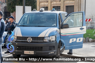 Volkswagen Transporter T6
Polizia di Stato
Unita' Cinofile
Allestimento BAI
POLIZIA M4418
Parole chiave: Volkswagen Transporter_T6 POLIZIAM4418