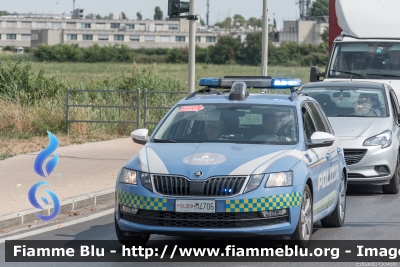 Skoda Octavia Wagon V serie
Polizia di Stato
Polizia Stradale
Allestimento Focaccia
POLIZIA M4706 Auto 6
POLIZIA M5285 Auto 7
In scorta alla Mille Miglia 2022
Parole chiave: Skoda Octavia_Wagon_Vserie POLIZIAM4706 POLIZIAM5285