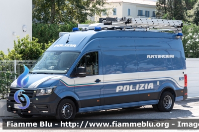 Volkswagen Crafter II serie
Polizia di Stato
Unità Artificieri
Allestimento Tekne
POLIZIA M6638
Parole chiave: Volkswagen Crafter_IIserie POLIZIAM6638