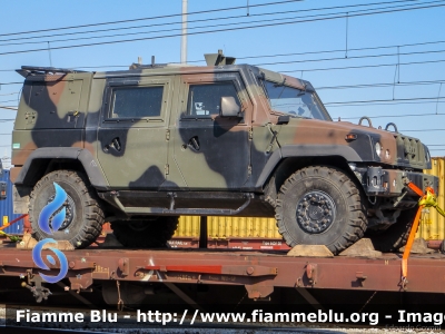 Iveco VTLM Lince
Esercito Italiano
in rientro da missione estera
Parole chiave: Iveco VTLM_Lince