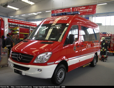 Mercedes-Benz Sprinter III serie
Vigili del Fuoco
Corpo Permanente di Aosta
Veicolo evacuazione gallerie allestimento Kofler
Parole chiave: Mercedes-Benz Sprinter_IIIserie Reas_2009