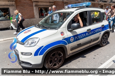 Fiat Nuova Panda II serie Hybrid
Polizia Roma Capitale
Allestimento Elevox
Codice Automezzo: 633
Parole chiave: Fiat Nuova_Panda_IIserie_Hybrid